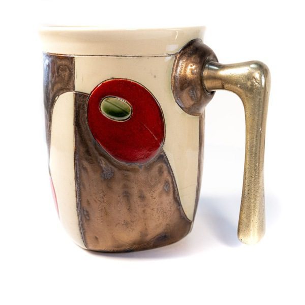 A profile image of mug "AA".