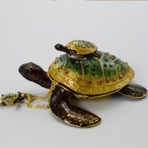 Mother Turtle with Bable Jewelry box and necklace